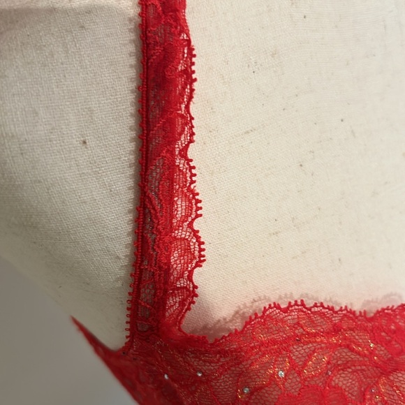 Victorias Secret Angels Red Lace Jeweled Unlined Demi Bra 36DD- 36E - Picture 5 of 9